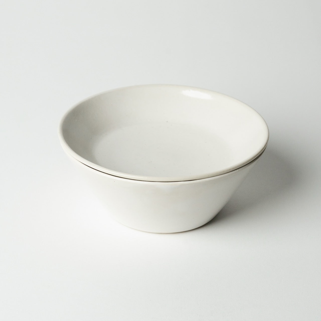 pair bowl, Plate — HANAKA KATO